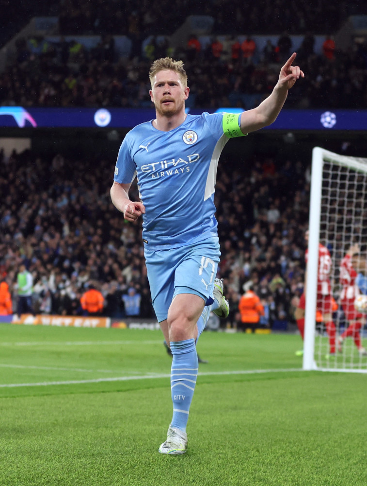 NBA菜鸟观察站：最佳争夺渐成三足鼎立之势，小角色主宰大舞台（NBA新秀观察：最佳之争三强鼎立，角色球员撑起大场面）