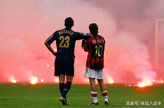 弗里克：没有练过让亚马尔踢10号位的打法；最后球员们太累了（弗里克：未演练亚马尔司职10号的战术；末段球员体能透支）