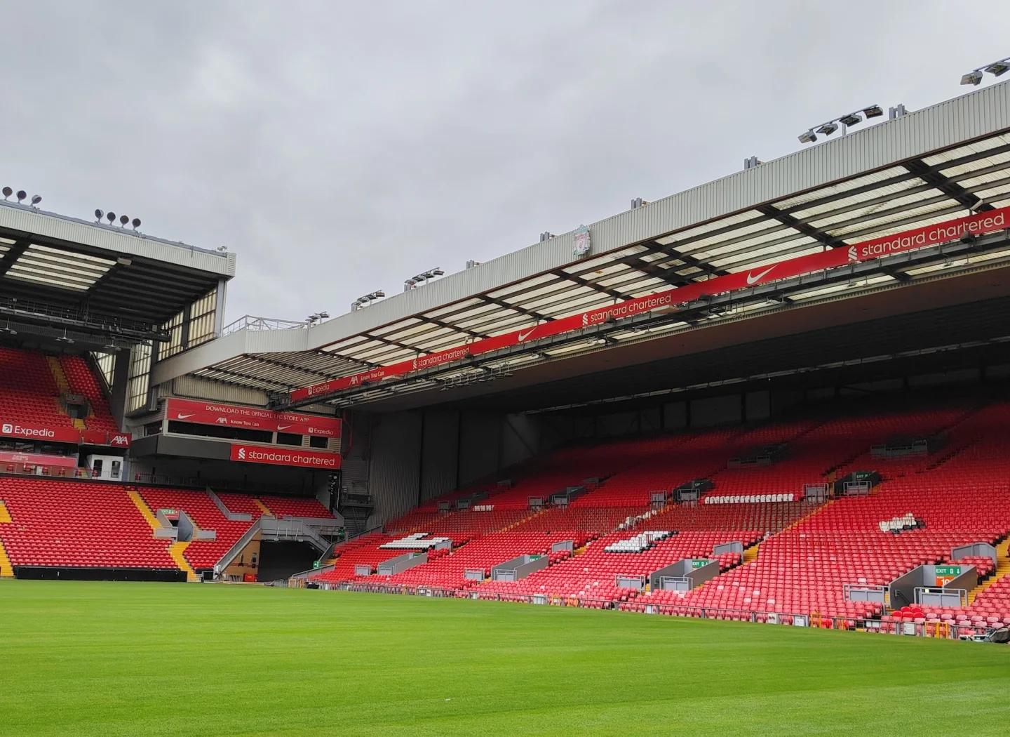 曼城瓜帅战术调整成功击败托特纳姆（瓜迪奥拉战术调整奏效，曼城力克热刺）