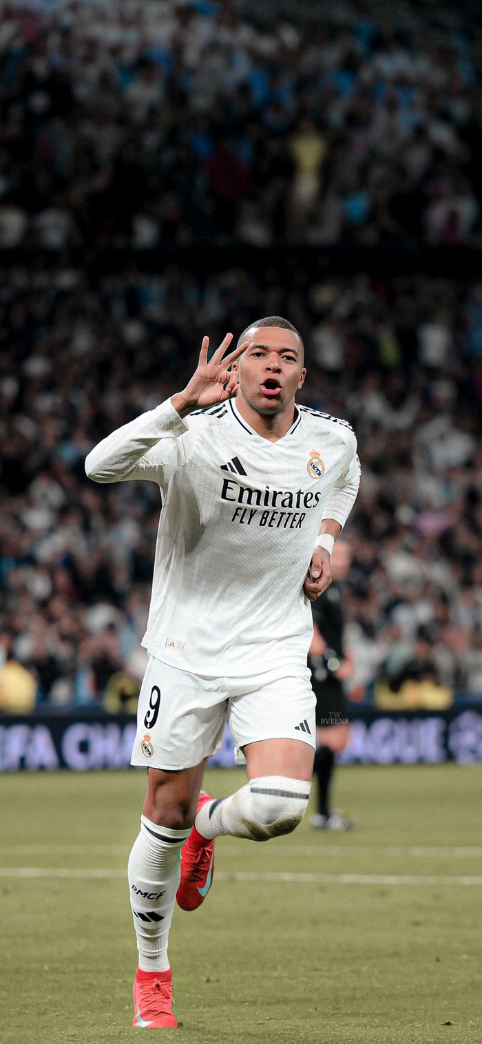 世体：巴萨仍考虑签格里马尔多；坎塞洛、穆尼奥斯也愿意加盟（世体：巴萨仍在考虑引进格里马尔多，坎塞洛与穆尼奥斯愿意加盟）