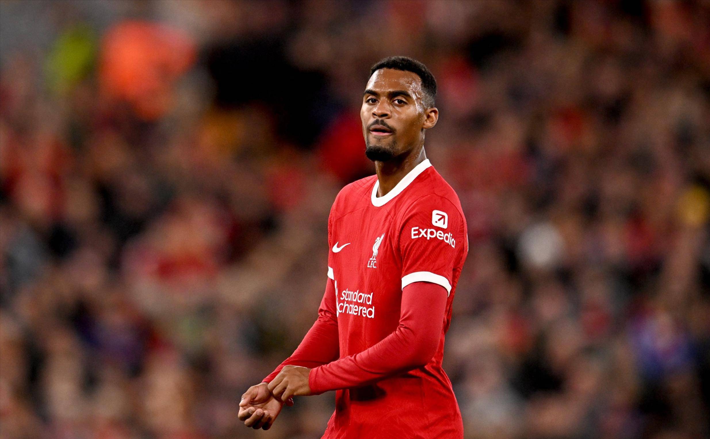 中亚规模最小的顶级足球联赛：仅有8队参赛的土库曼超（中亚最袖珍顶级联赛：土库曼超仅8队角逐）