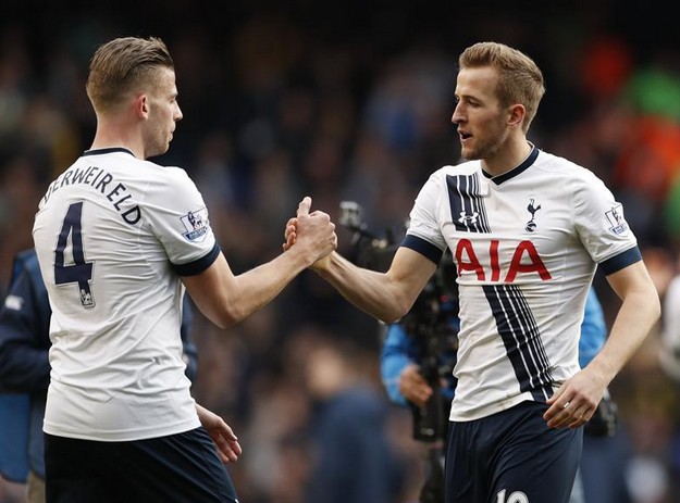 战巴萨贡献2球1助，布鲁日前锋福布斯当选欧冠全场最佳球员（对阵巴萨梅开二度并送助攻，布鲁日前锋福布斯荣膺欧冠全场最佳）