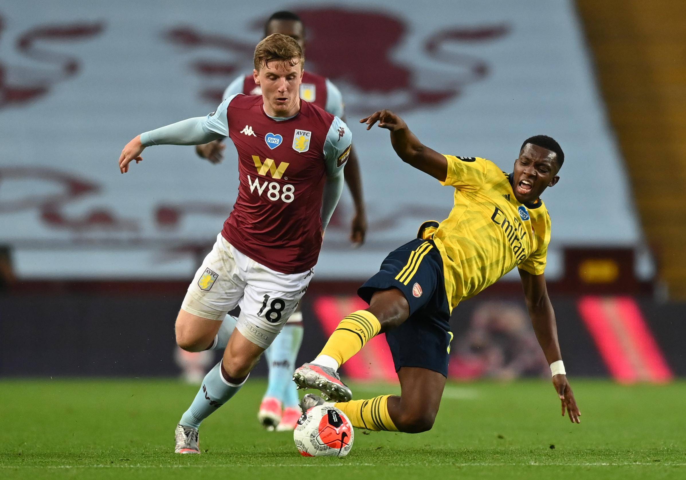 马丁内斯：C罗被罚下主要因为他太有激情；我们必须自我批评（马丁内斯称C罗染红因过于激动，球队必须进行自我反省）