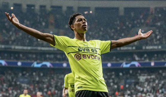 孔帕尼：我有关注曼城希望他们英超夺冠；连胜时我们也要反思（孔帕尼：关注曼城盼其英超封王；即便连胜仍需反思）