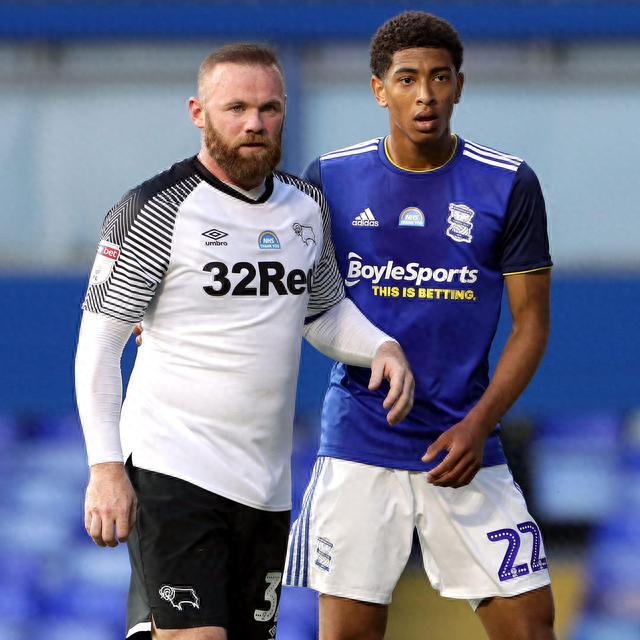 曼联本赛季仅零封桑德兰，防守表现远逊上赛季同期（曼联防守下滑：本季仅零封桑德兰，明显弱于上赛季同期）