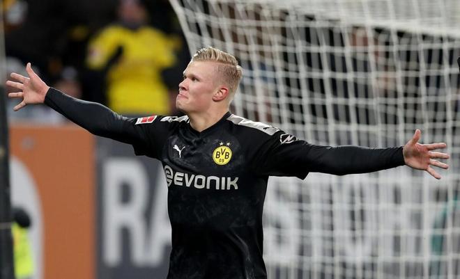 懂球帝12周年120大瞬间1／8决赛：重磅来袭，谁将通往八强？（懂球帝12周年120大瞬间16强赛燃战开启：谁能挺进八强？）