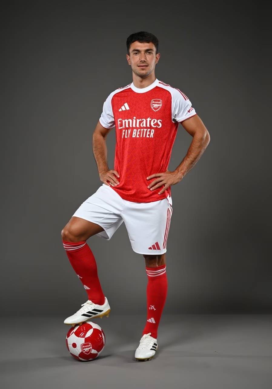 喀麦隆非洲杯大名单：姆伯莫领衔，巴索戈在列，奥纳纳无缘（喀麦隆非洲杯名单出炉：姆伯莫领衔，巴索戈入围，奥纳纳落选）