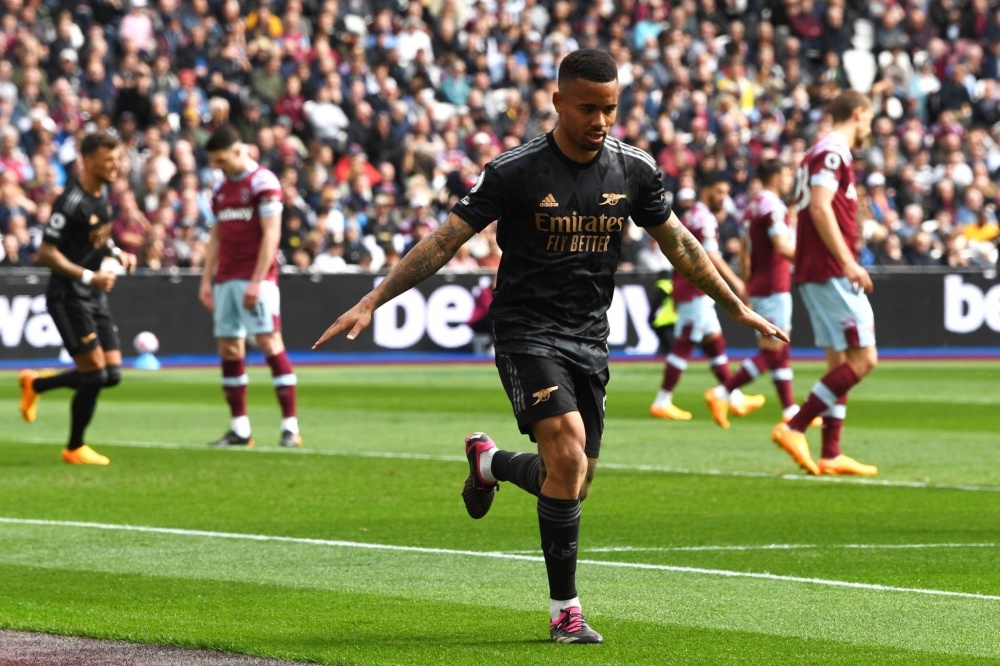 詹俊：感觉意大利能赢北爱尔兰，但能否过威尔士或波黑不好说（詹俊：意大利有望击败北爱尔兰，但能否淘汰威尔士或波黑仍难断言）