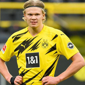 利物浦边锋强势发挥主宰比赛（利物浦翼锋火力全开统治全场）