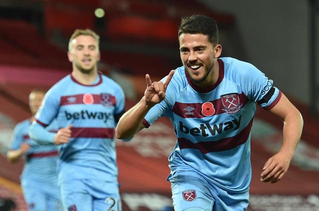 球星连续进球，引领全队节奏（球星连场破门，掌控全队节奏）