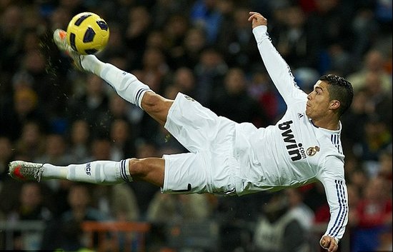 出战4场完成3场零封+两度扑点，迈尼昂当选米兰11月最佳球员（4场比赛3次零封并两度扑出点球，迈尼昂荣膺米兰11月最佳球员）