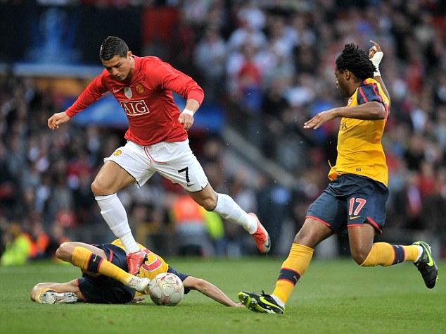 邮报：等纽卡敲定谢什科之后，利物浦才会重新报价伊萨克（邮报：纽卡若先签下谢什科，利物浦才会再次报价伊萨克）