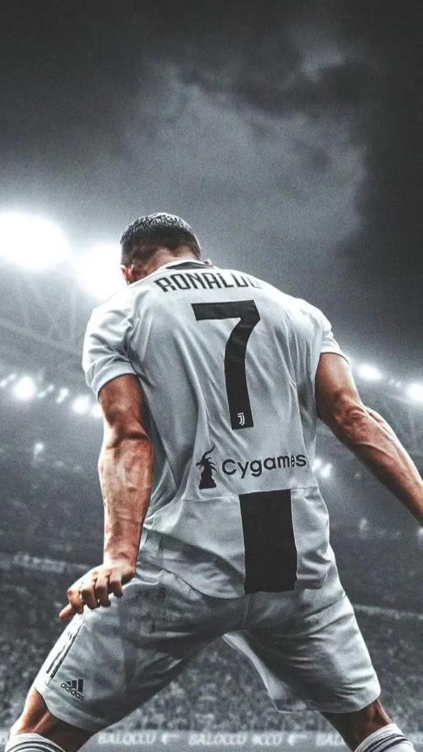 官方：苏格兰裁判沃尔什将执法欧冠第6轮拜仁vs葡体（官方确认：苏格兰裁判沃尔什将吹罚欧冠第6轮拜仁战葡体）